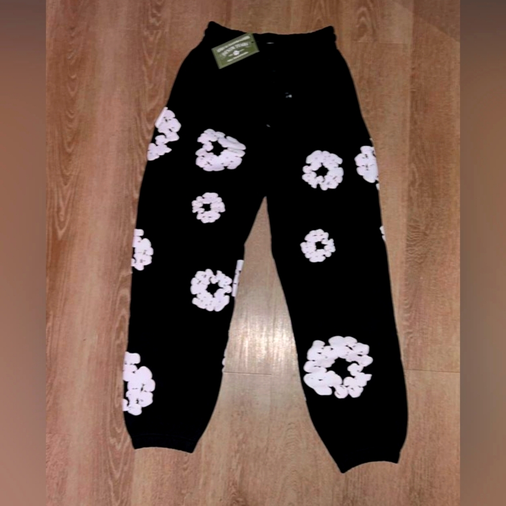 Denim Tears Cotton Wreath Sweatpants Size Medium